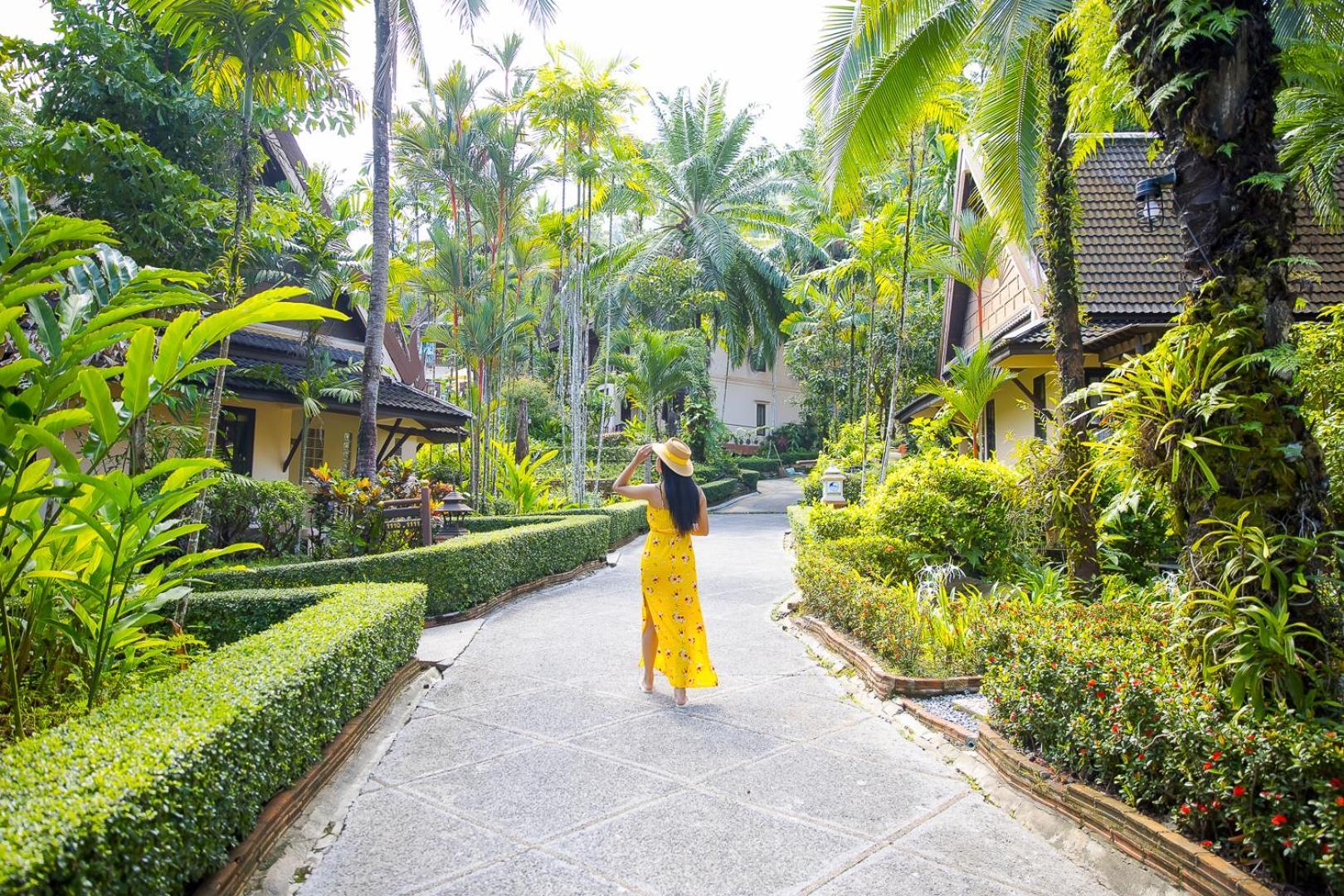 Khaolak Palm Beach Resort Khao Lak Exterior photo